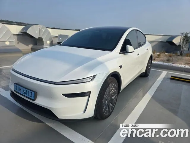 Tesla Model Y — Фото автомобиля 2