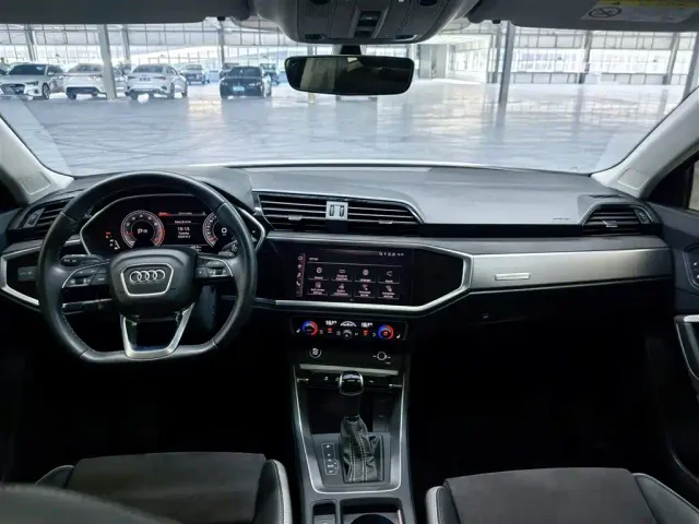 Audi Q3 — Фото автомобиля 6