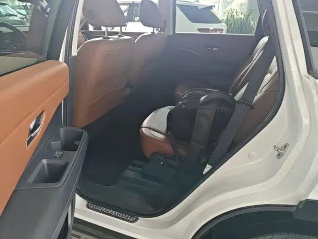 Nissan Terra — Фото автомобиля 23