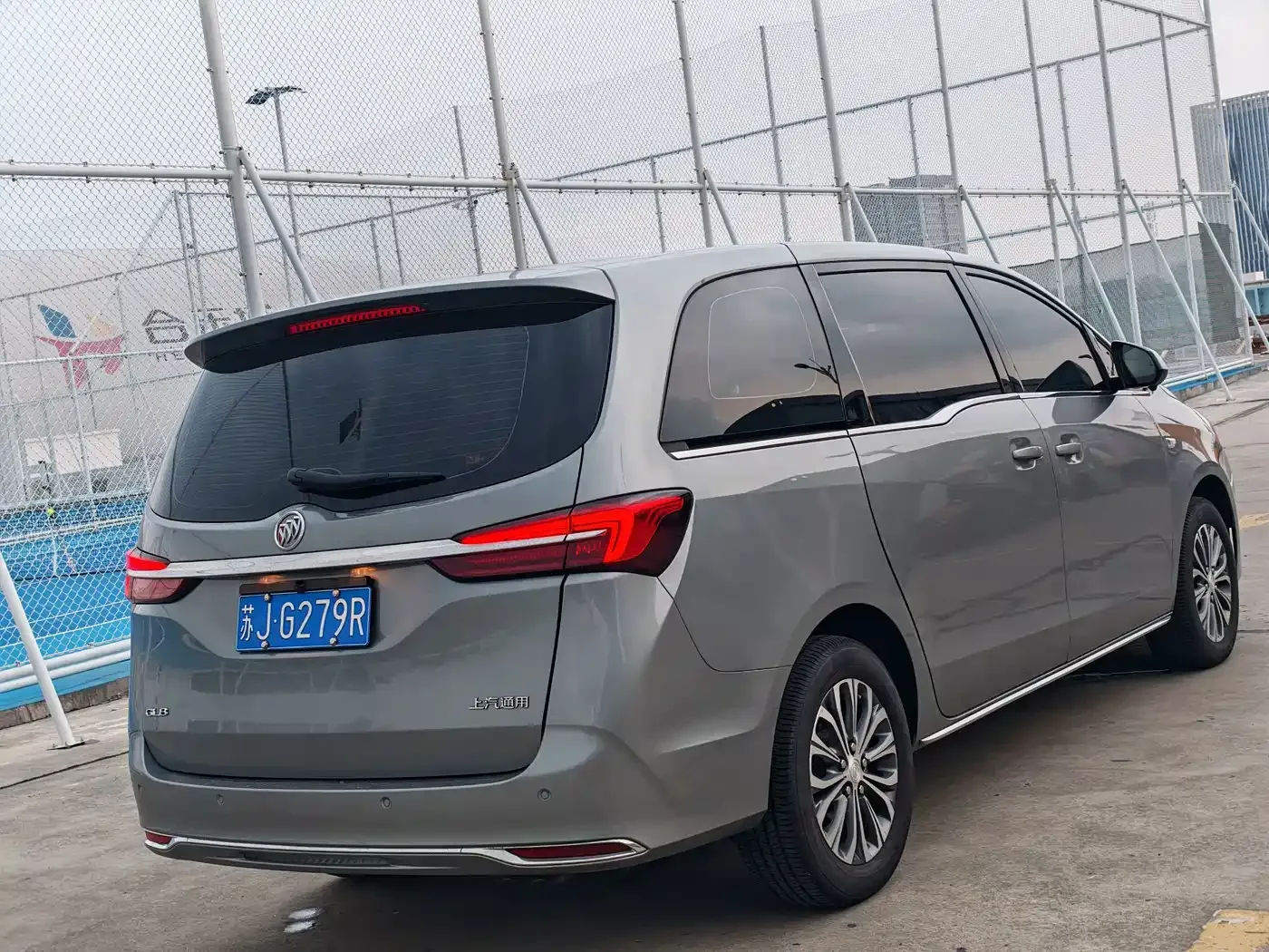 Buick Buick GL8 2023 Model Land Business Class Comfort — Фото автомобиля 4