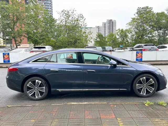 Mercedes-Benz EQS — Фото автомобиля 5