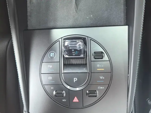 BYD Seal 06 — Фото автомобиля 17