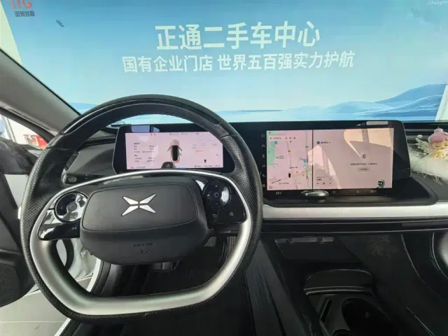 Xpeng P7 — Фото автомобиля 23