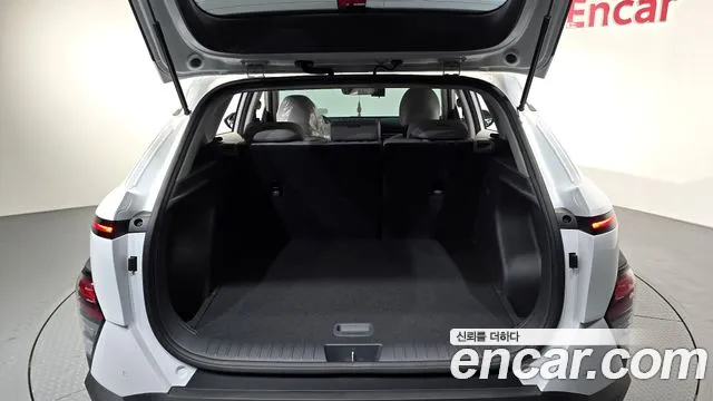Hyundai Kona SX2 — Фото автомобиля 24