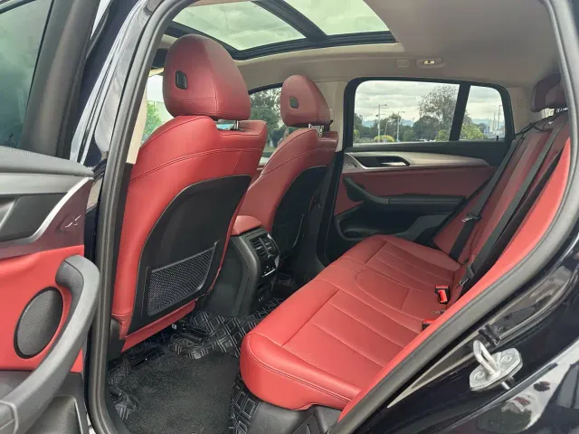 BMW X4 — Фото автомобиля 10
