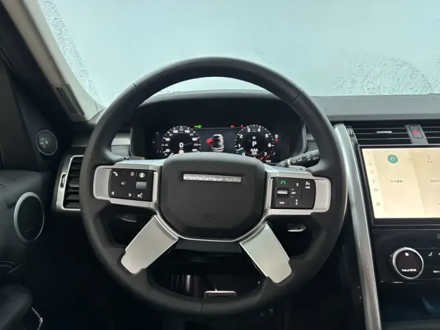 Land Rover Discovery — Фото автомобиля 16