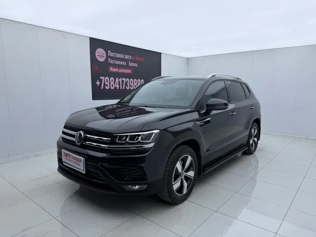 Фотография автомобиля — Volkswagen Tharu