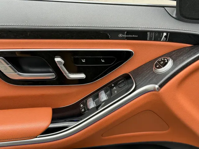 Mercedes-Benz S-Class — Фото автомобиля 8