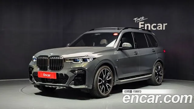 Фотография автомобиля — BMW X7 G07