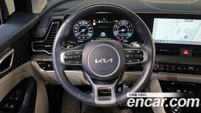 Kia Sportage Sportage 5-е поколение Бензин 1.6 турбо 2WD — Фото автомобиля 16