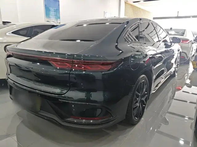 BYD Han — Фото автомобиля 6