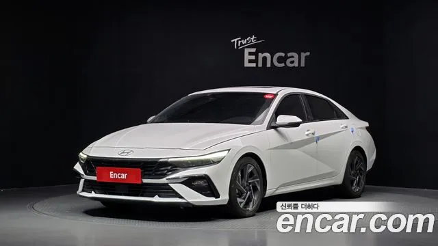 Фотография автомобиля — Hyundai Avante CN7