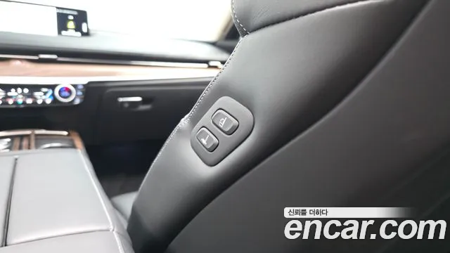 Genesis G80 Бензин 2.5 турбо AWD — Фото автомобиля 26