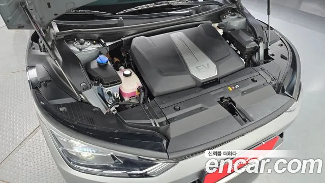 Kia EV6 — Фото автомобиля 4