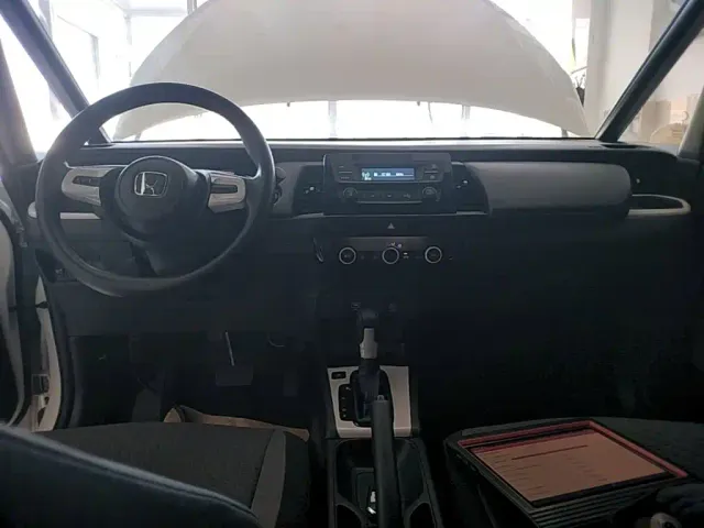 Honda Fit — Фото автомобиля 9