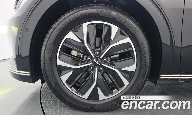 Kia EV6 — Фото автомобиля 5