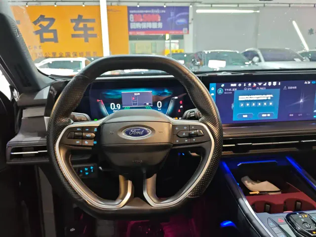 Ford Edge — Фото автомобиля 10
