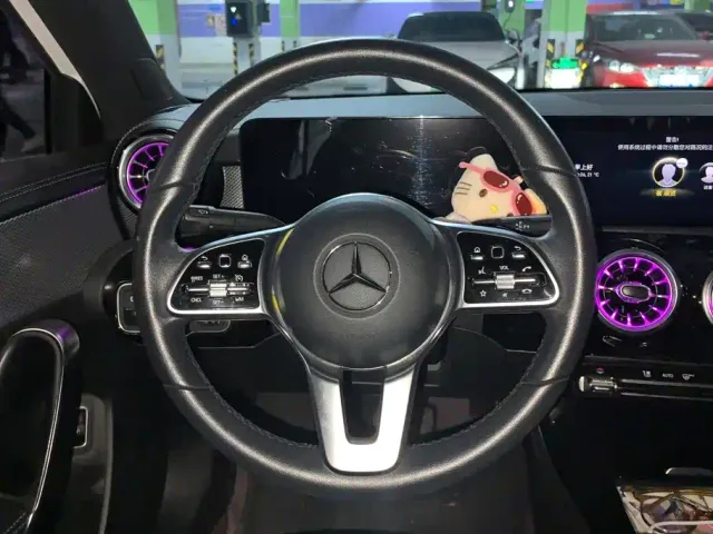 Mercedes-Benz A-Class — Фото автомобиля 15