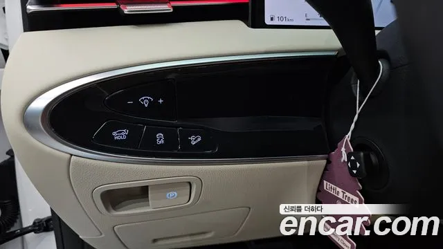 Genesis GV70 2.5T Бензин 2WD — Фото автомобиля 4