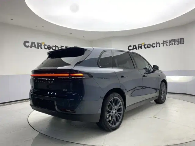 Leapmotor C10 — Фото автомобиля 5
