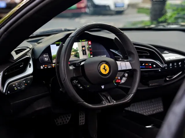Ferrari SF90 — Фото автомобиля 15