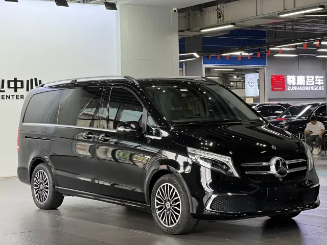 Mercedes-Benz V-Class — Фото автомобиля 3