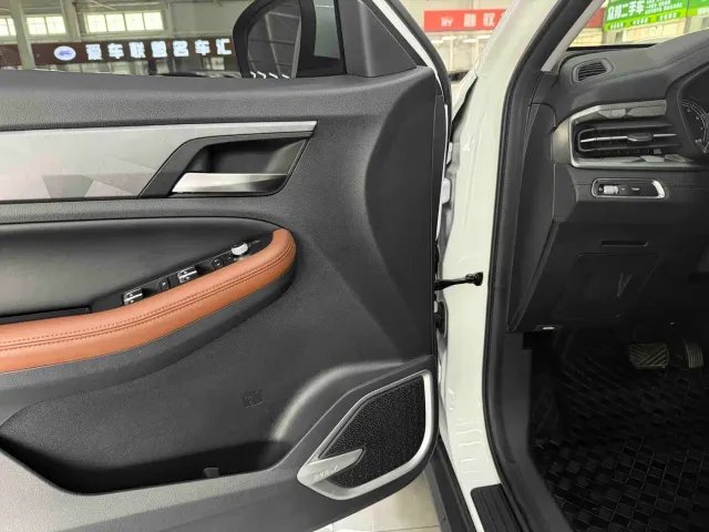 Geely Vision X6 — Фото автомобиля 9