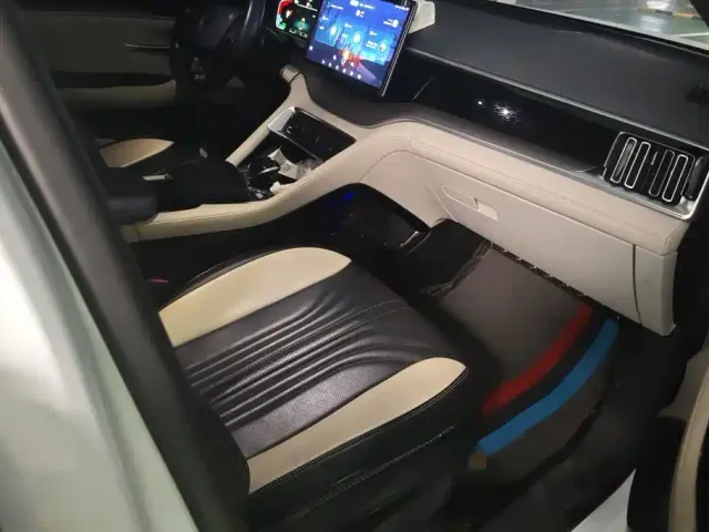 BYD Song PLUS — Фото автомобиля 8