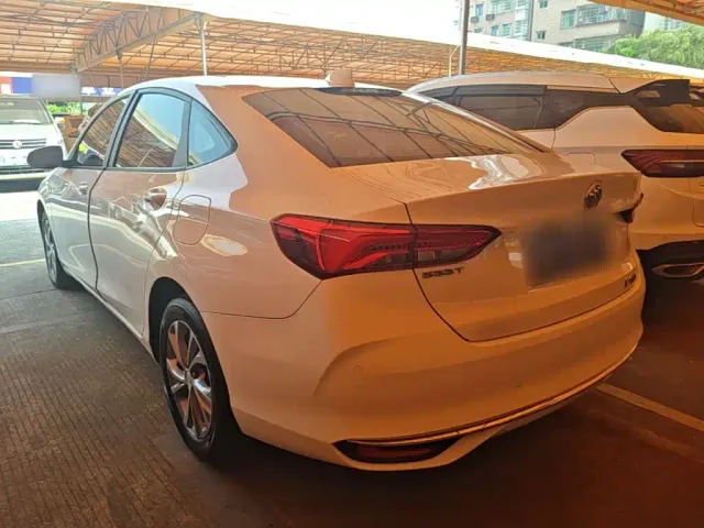 Buick Verano — Фото автомобиля 4