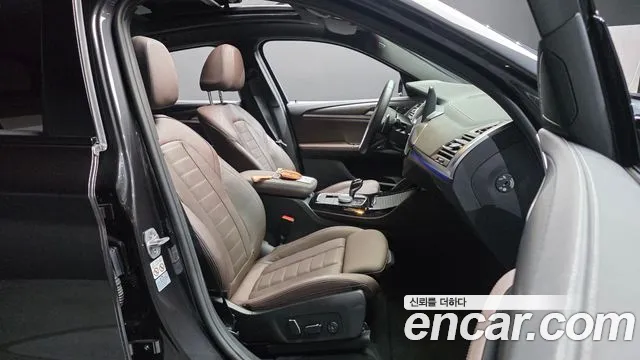 BMW X4 xDrive20i M Sport — Фото автомобиля 26