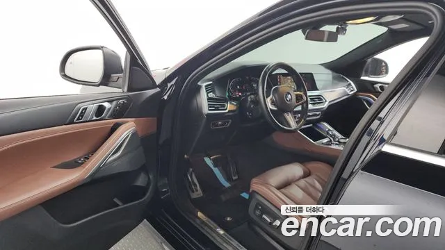 BMW X6 xDrive40i M Sport — Фото автомобиля 7