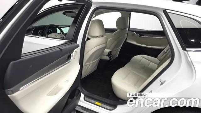Hyundai Grandeur (New) Hybrid — Фото автомобиля 18