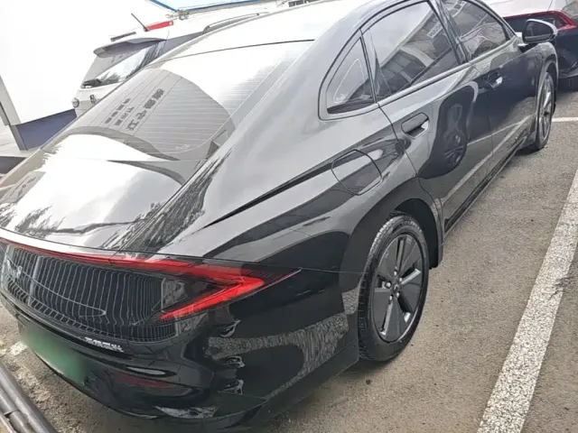 Wuling Starlight — Фото автомобиля 6