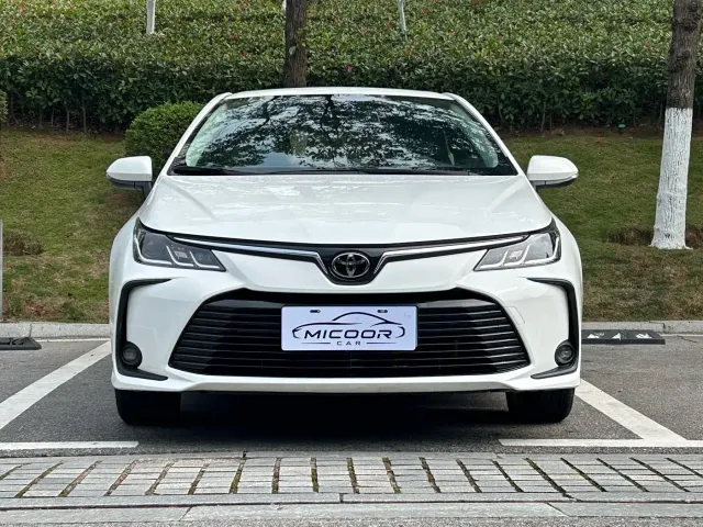 Toyota Corolla — Фото автомобиля 2