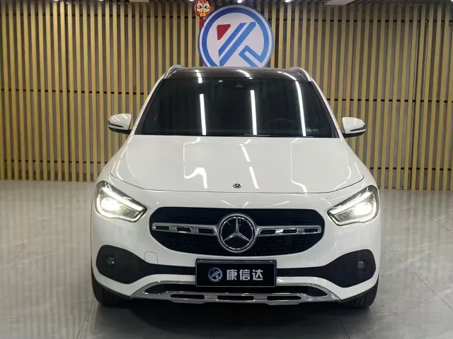 Mercedes-Benz GLA-Class — Фото автомобиля 2