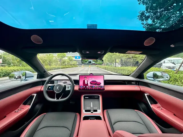 Shangjie Z7T — Фото автомобиля 5