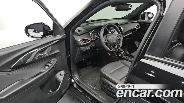 ChevroletGMDaewoo Trailblazer Trailblazer 1.3 турбо 4WD — Фото автомобиля 10