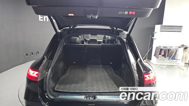 Mercedes-Benz EQS — Фото автомобиля 18