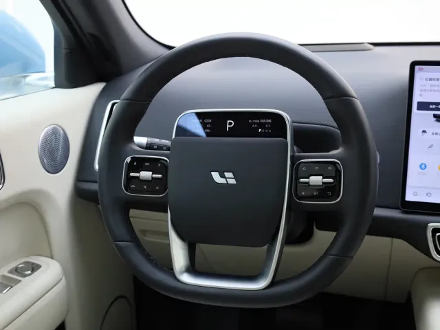 Li Auto L7 — Фото автомобиля 26
