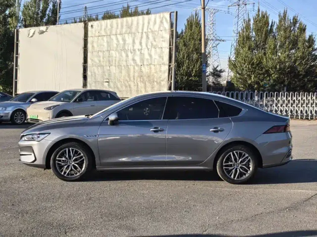 BYD Qin PLUS — Фото автомобиля 4