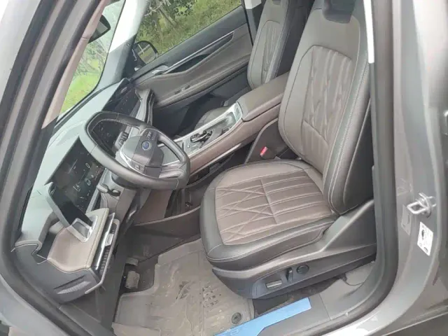 Ford Edge — Фото автомобиля 19