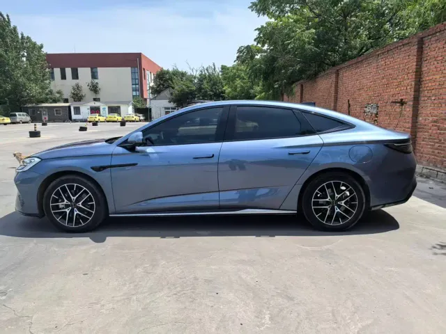 BYD Seal 07 DM-i — Фото автомобиля 5