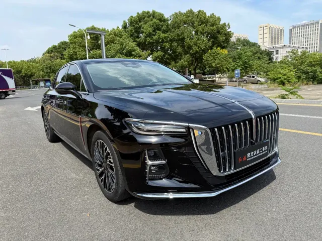 Hongqi H5 — Фото автомобиля 3