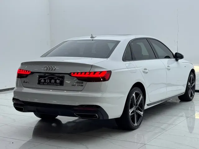Audi A4L — Фото автомобиля 4