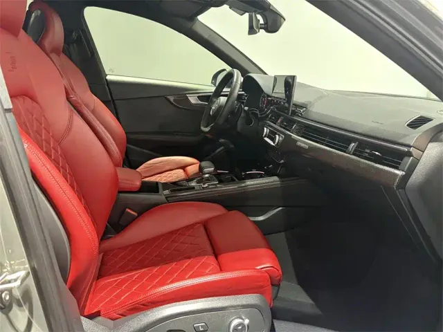 Audi S4 — Фото автомобиля 13