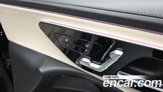 Mercedes-Benz E-Class — Фото автомобиля 27