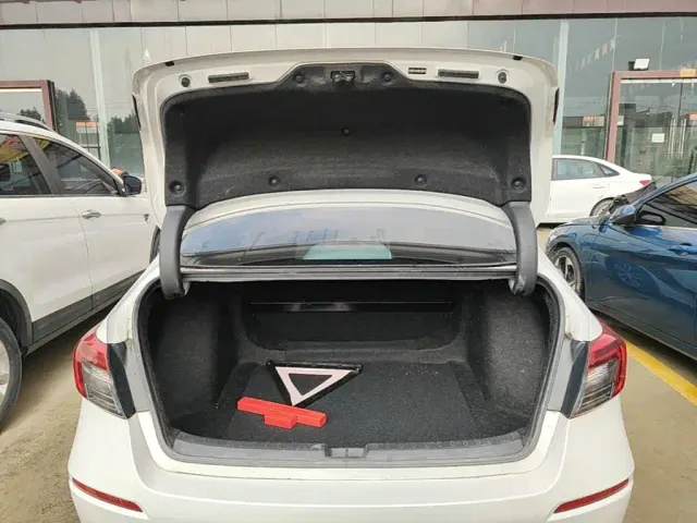 Honda Civic — Фото автомобиля 18