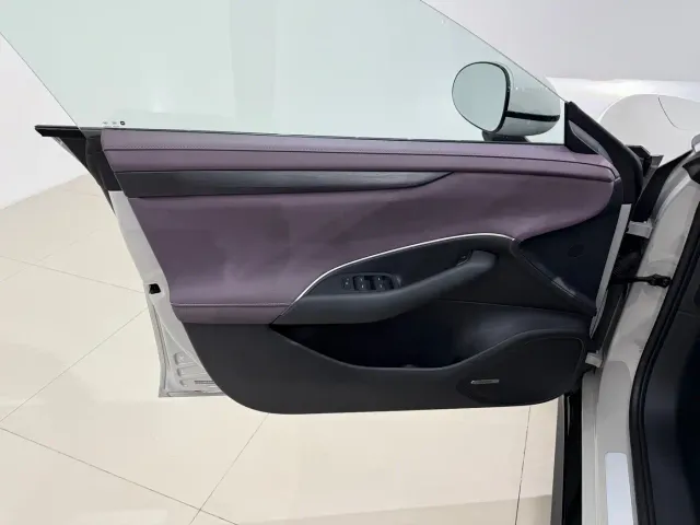 Xiaomi SU7 — Фото автомобиля 20