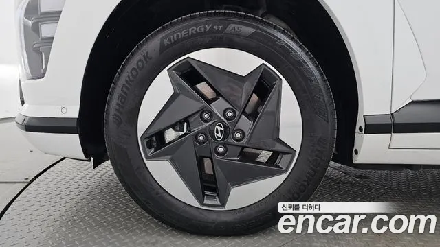 Hyundai Kona SX2 — Фото автомобиля 5