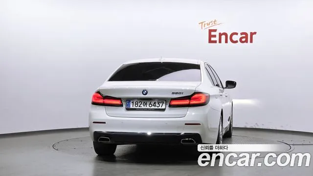 BMW 5 Series — Фото автомобиля 4